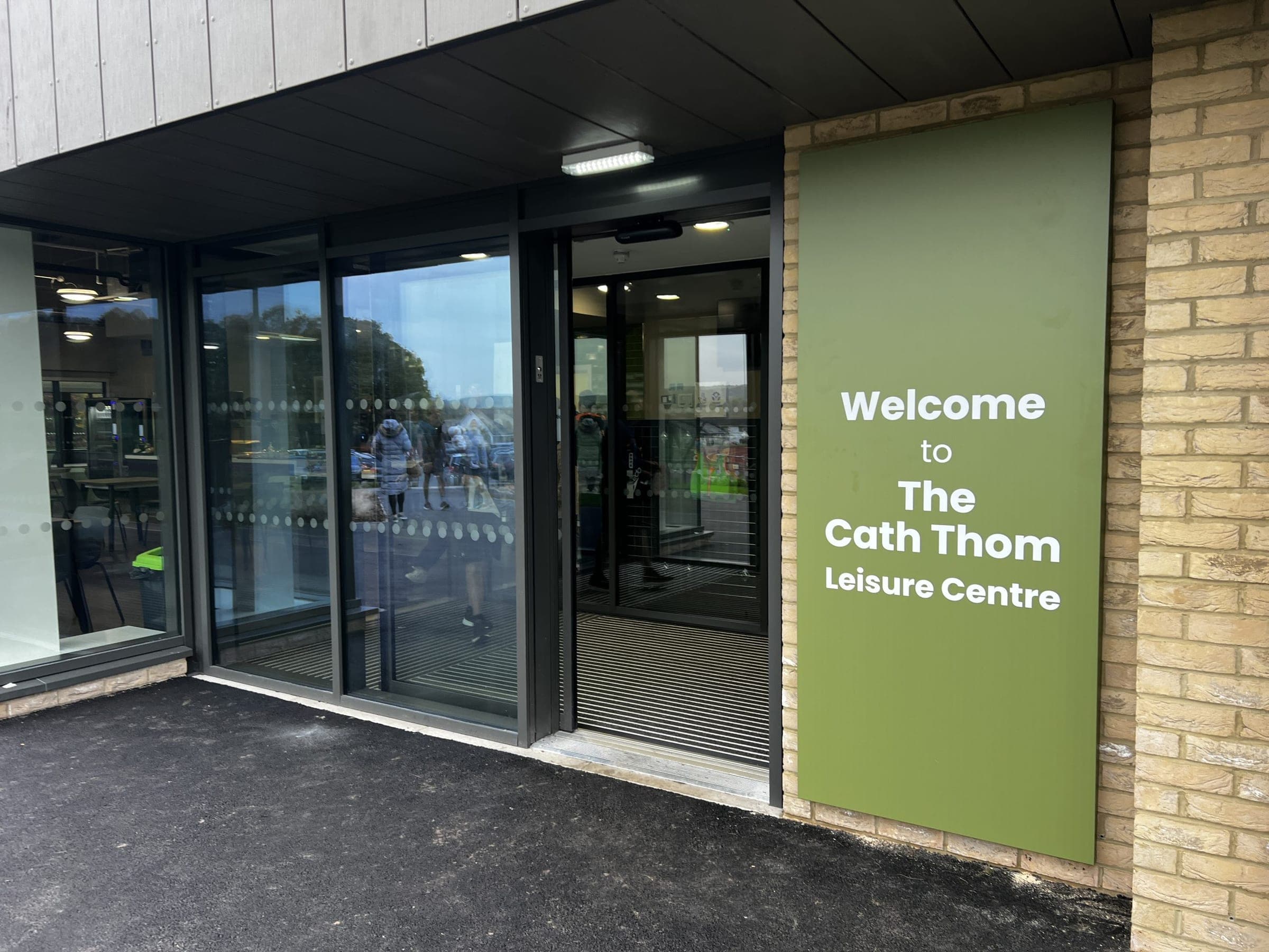 Welcome to The Cath Thom Leisure Centre entrance sign