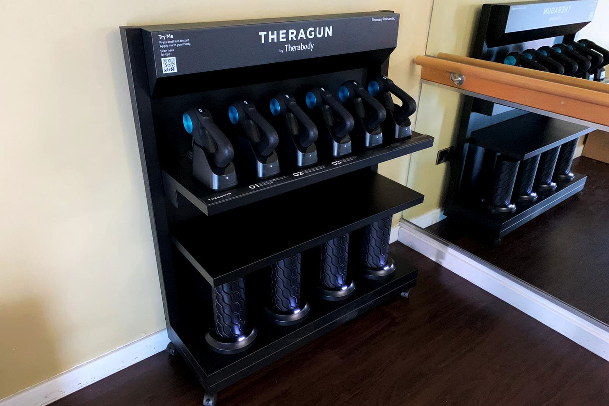 Therabody display cart